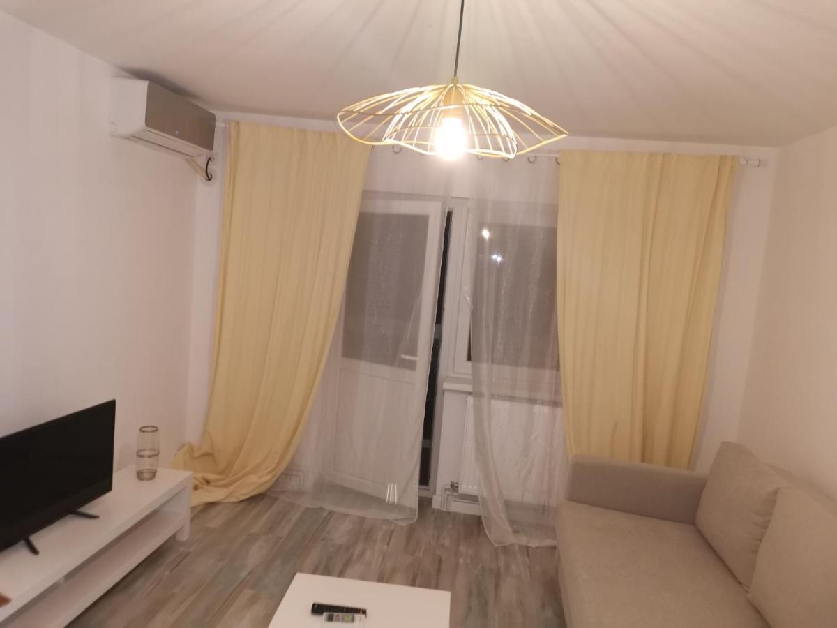 Bloom Box Apartments 克拉奥华 外观 照片